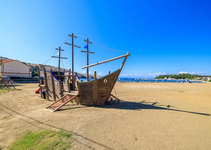 דירה Alex לופאר