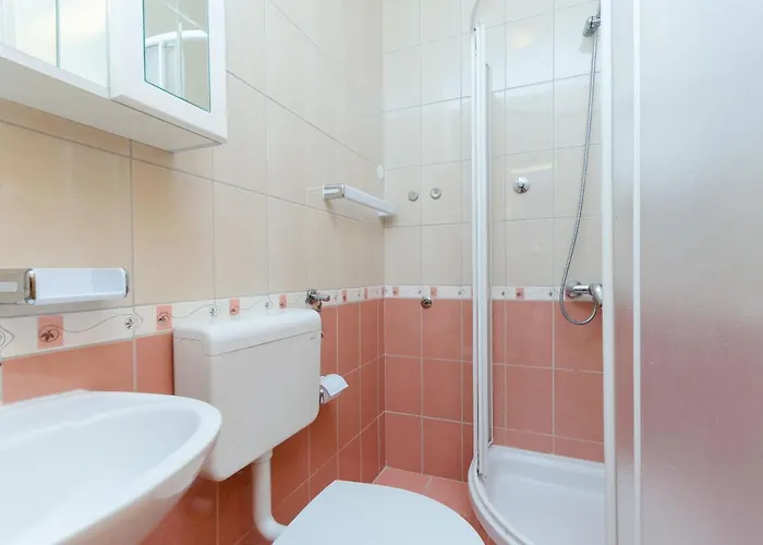 Διαμέρισμα Alex *